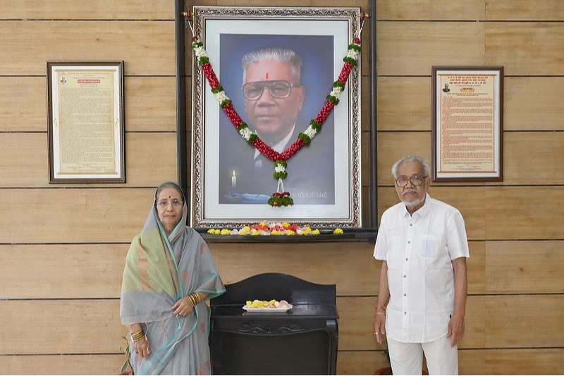 आदरणीय कै. प्रा. डॉ. ए. डी. शिंदे सर पुण्यतिथी